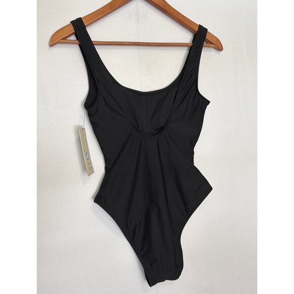 No Boundaries Women’s XS Black One Piece Swimsuit Scoop Neck Stretch NWT - Picture 5 of 6
